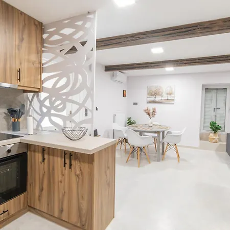 Apartment Socrates Terraced House