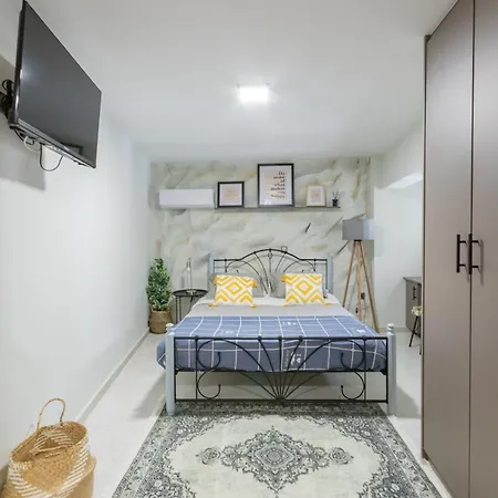 Apartment Socrates Terraced House *