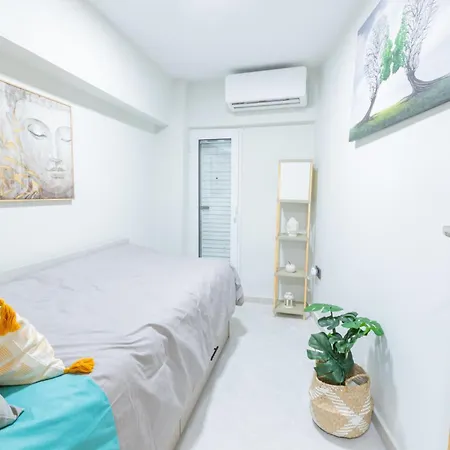 Socrates Terraced House Apartment