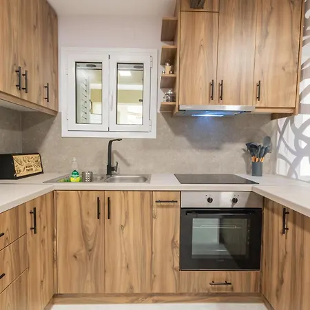 Socrates Terraced House * Khóra